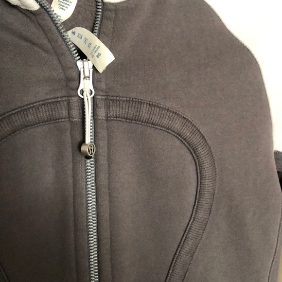 Lululemon scuba sweater size 6 - Picture 6 of 8